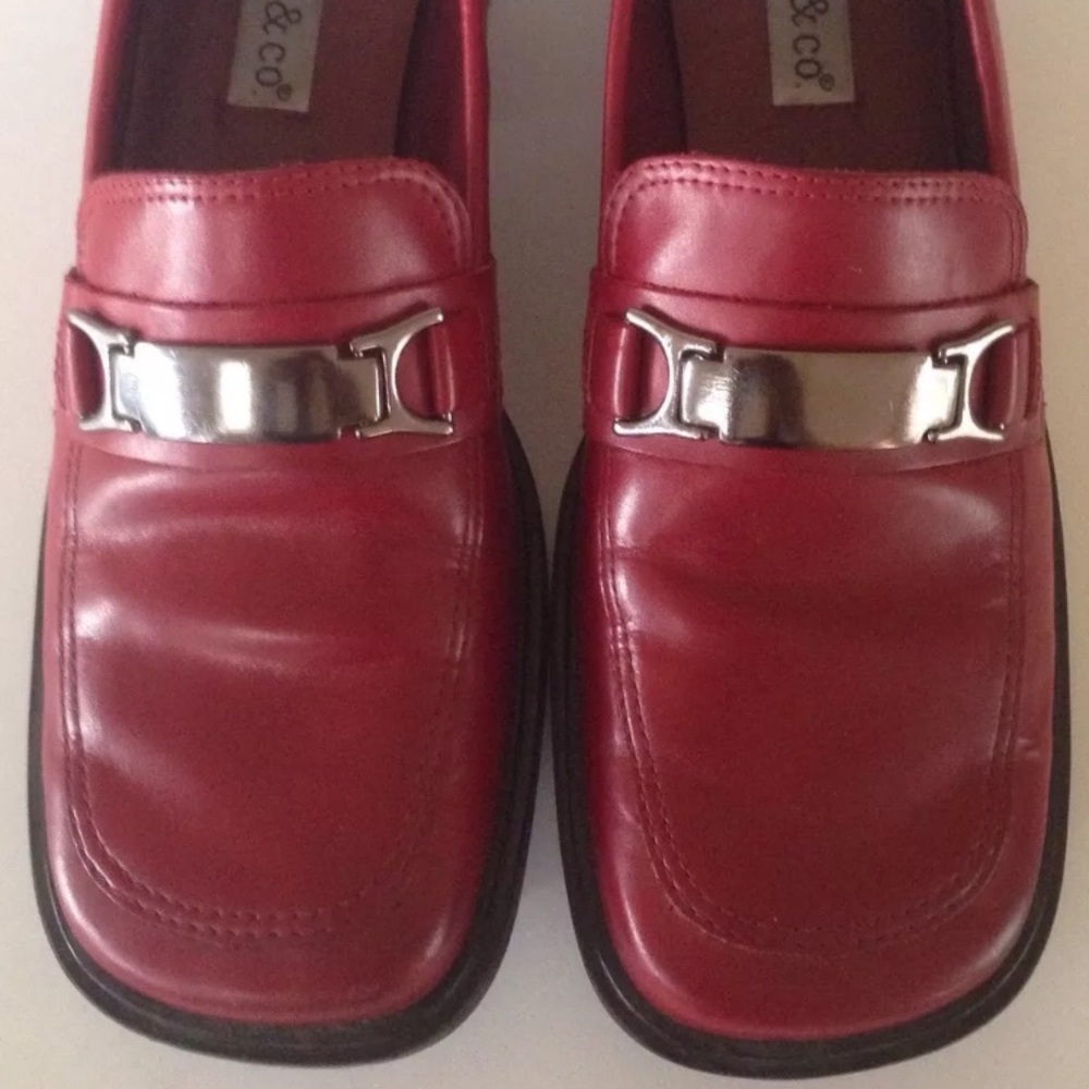 WESLEY & CO Ladies Loafers Size 7.5M Red